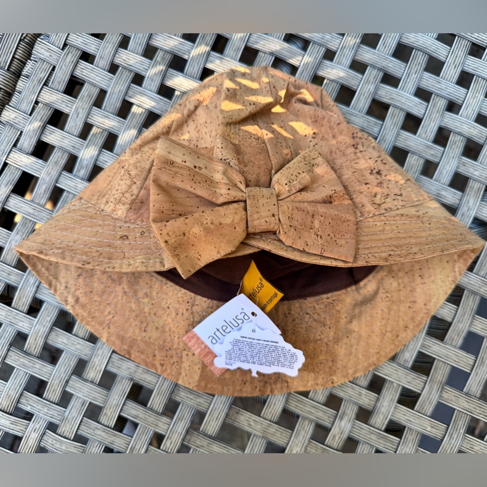 NWT Artelusa Cork Hat with Bow Accent